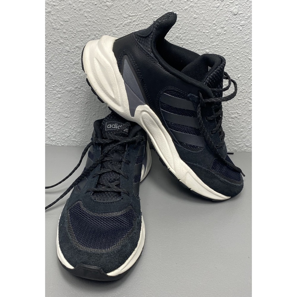 Adidas 90's Valasion Retro Running Women's Shoes Size 7 EE9906